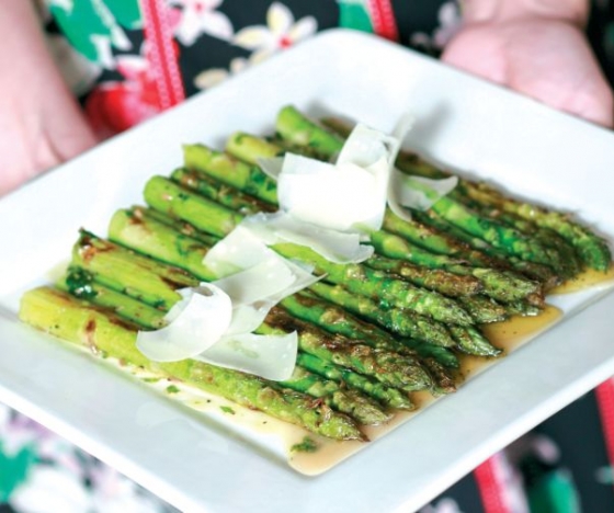 Barbecued Asparagus with Lemon and Mint Butter Recipe