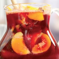 José‘s Cherry Sangria Recipe