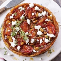 Caramelised Garlic and Tomato Tarte Tatin Recipe
