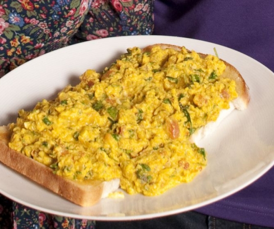 Parsi Scrambled Eggs (Akoori) Recipe