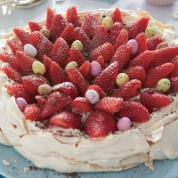 Strawberry Pavlova Recipe