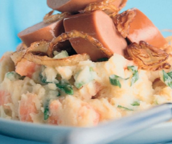 Vegetarian Frankfurter with Root Vegetable Mash and Fried Onions Recipe