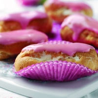 Mini Pink Éclairs Recipe