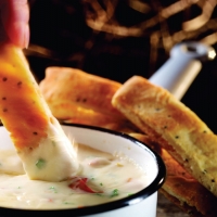Phil Vickery’s Roast Red Pepper Mozzarella Fondue Recipe