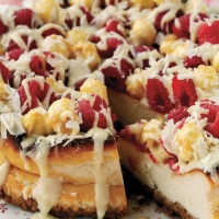 Baked Cheesecake with Raspberries, Popcorn and White Chocolate Sauce Recipe